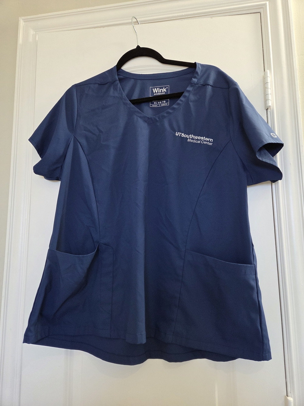 Wink Navy UT Southwestern Scrub set XL petite